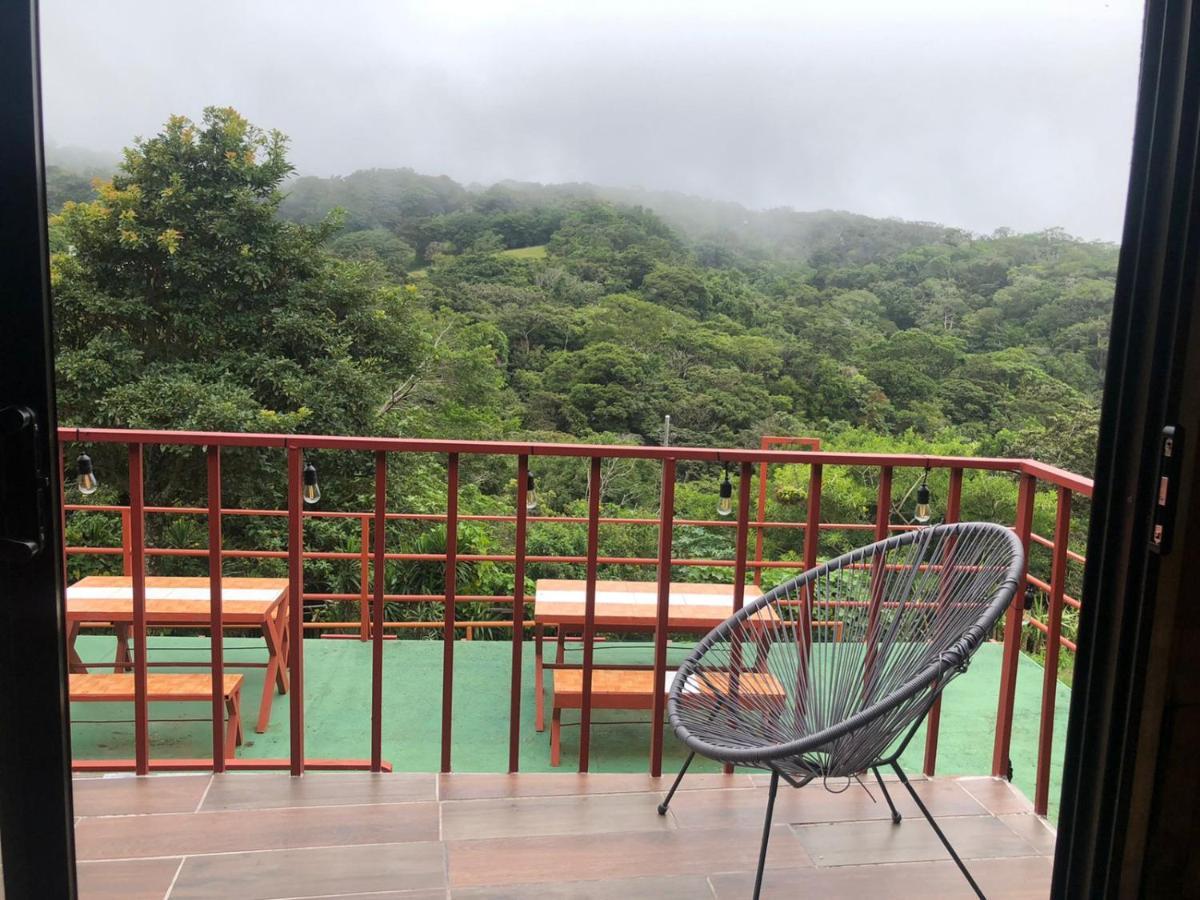 Monteverde Monkey Hostel Eksteriør bilde